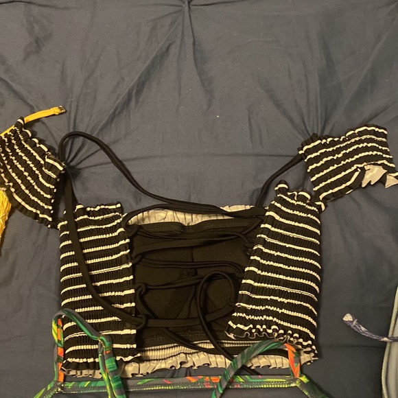 Huge Swimsuit Bikini Top lot sz XS S teen young adult small black pink - Picture 9 of 11